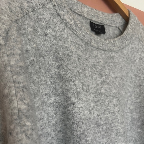 J. Crew Men’s Crewneck Sweater. Charcoal Gray. Super Soft. Like new. XL. - Picture 2 of 6